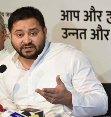 सोनिया से मिलेंगे बिहार के डिप्टी सीएम तेजस्वी यादव