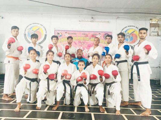 राजनांदगांव से कराते टीम दिल्ली रवाना