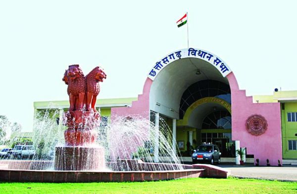 17 को नया प्रतिपक्ष, तीन नाम, चंदेल सबसे आगे