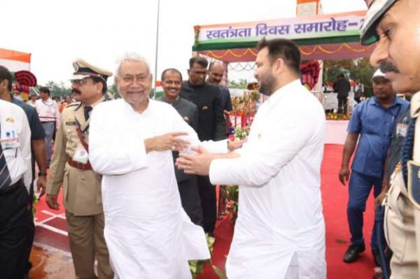 बिहार में नीतीश-तेजस्वी का गठबंधन क्या 2024 में वाक़ई बीजेपी पर भारी पड़ेगा?