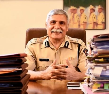 ​एनएसई फोन टैपिंग : दिल्ली हाईकोर्ट ने जांच एजेंसी को भेजा नोटिस, मांगा जवाब