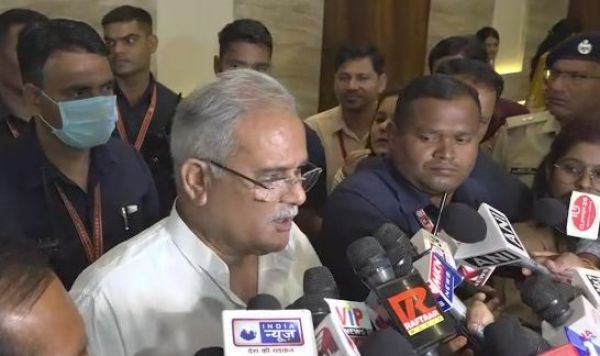कश्मीरी पंडितों को केंद्र सुरक्षा नहीं दे पा रही-भूपेश