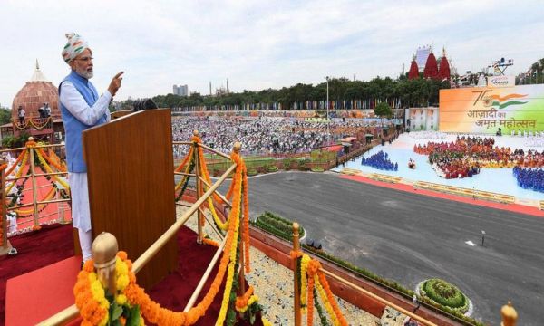 मोदी के भाषण पर विवाद