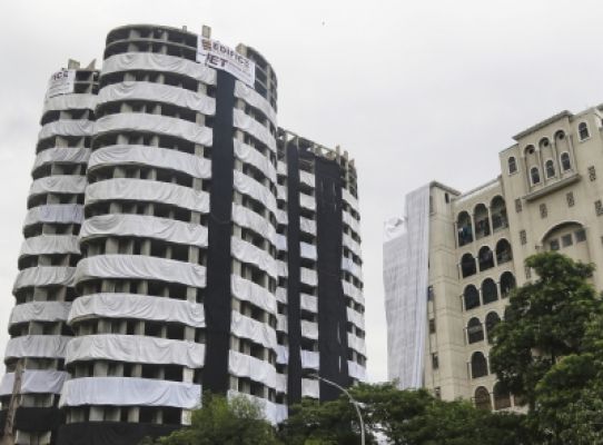 ट्विन टावर के डेढ़ किमी दायरे में लगाई जाएंगी प्रदूषण मापने वाली मशीनें