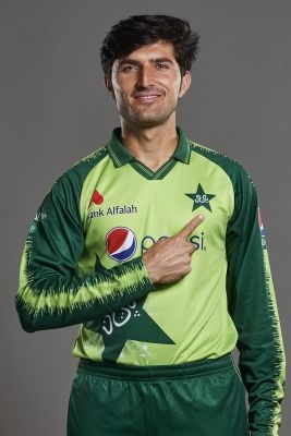 भारत के खिलाफ मैच से पहले पाकिस्तान को लगा बड़ा झटका, वसीम चोट के कारण बाहर