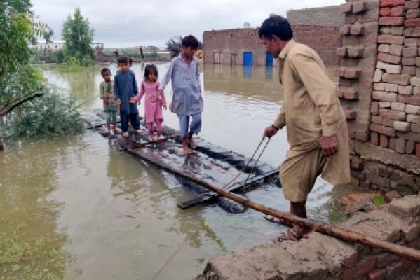 बलूचिस्तान में बाढ़ से ऑप्टिकल फाइबर को पहुंचा नुकसान, टूटा संपर्क