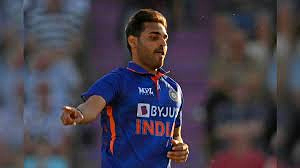 भुवनेश्वर कुमार : सचिन तेंदुलकर को प्रथम श्रेणी क्रिकेट में शून्य पर आउट करने वाला गेंदबाज