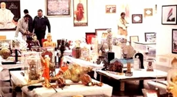 पीएम मोदी को भेंट किए उपहारों को एकत्र कर रहे लखनऊ के सीए आशीष वर्मा