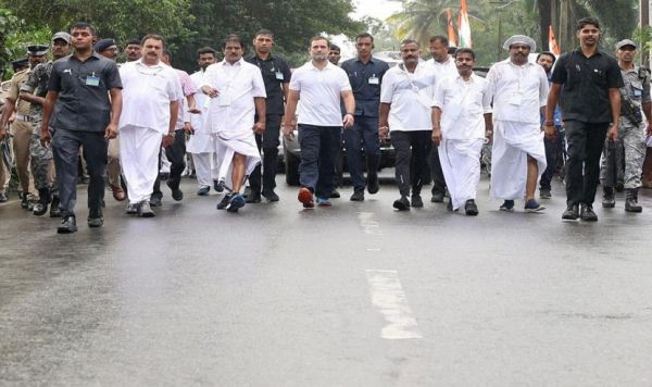 राहुल करे कुछ गांधी-जैसा