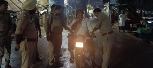 गाजियाबाद में ड्रंक एण्ड ड्राइव के खिलाफ फिर चला अभियान, 86 वाहन और 122 लोगों के खिलाफ हुई कार्रवाई