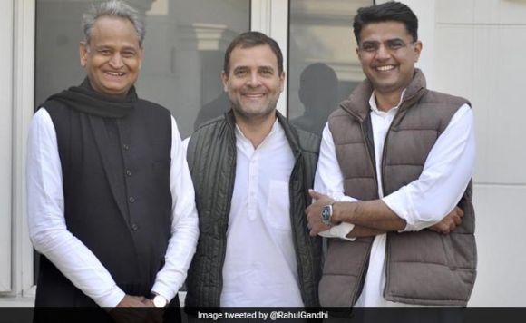 ‘छत्तीसगढ़’ का संपादकीय :  कांग्रेस के इस घर को आग लग गई घर के चिराग से...