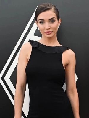 एमी जैक्सन ने प्रदर्शनकारी ईरानी महिलाओं को दिया अपना समर्थन