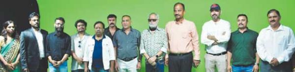 अभिनेता संजय मिश्रा ने नीरा एडुकॉम के सहयोग से कलिंगा विवि में बीए के लिए फिल्म स्टूडियो का किया उद्घाटन