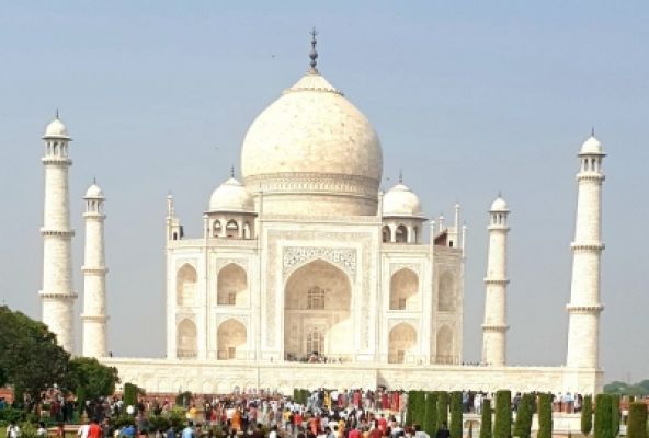 इस महीने रात में भी कर सकेंगे ताजमहल के दीदार