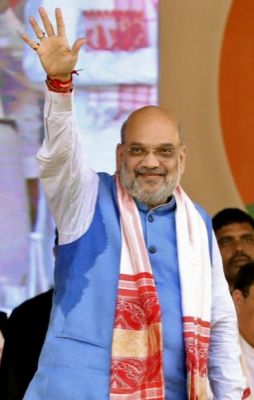 अमित शाह ने सिताब दियारा में जयप्रकाश की प्रतिमा का अनावरण किया