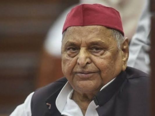 राष्ट्रपति मुर्मू को पत्र भेजकर दिवंगत सपा पार्टी संस्थापक को भारत रत्न देने की मांग