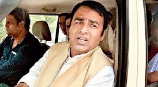 अखलाक लिंचिंग मामला : अदालत ने भाजपा नेता संगीत सोम पर लगाया 800 रुपये का जुर्माना