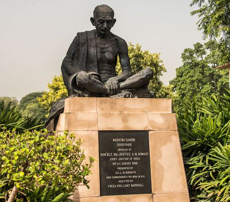 कनक तिवारी लिखते हैं- ब्रेवो जस्टिस धूलिया!