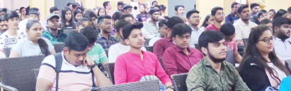 विश्व निवेशक दिवस पर मैट्स में विशेष सत्र