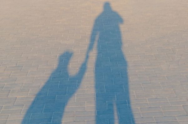 यूपी : बेटी के फरार होने के बाद पांच दिनों से भूख हड़ताल पर पिता