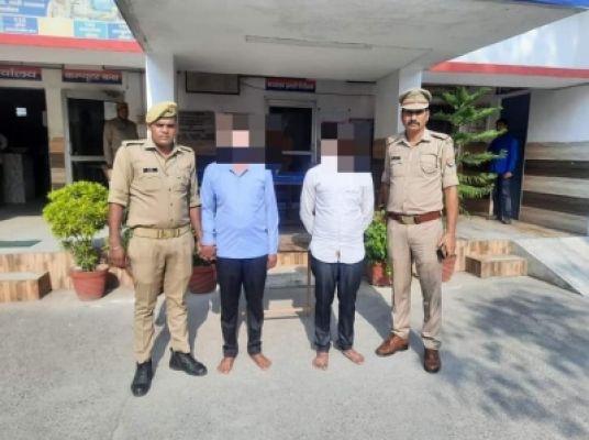 यूपी के बिजनौर में दो फर्जी सीबीआई अफसरों को पकड़ा, दो फरार