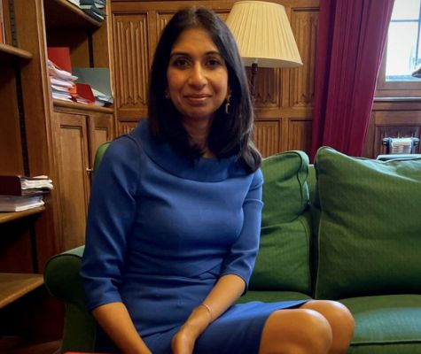 ब्रितानी मंत्री के खिलाफ अभद्र भाषा के इस्तेमाल के लिए भारतीय मूल के पत्रकार ने माफी मांगी