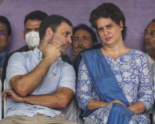 भारत जोड़ो यात्रा का आखिरी चरण कर्नाटक में फिर शुरू, प्रियंका के शामिल होने की संभावना