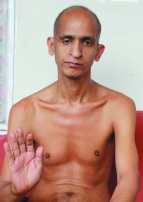 सम्पूर्ण चातुर्मास के 114 में सिर्फ 14 दिन आहार कर मुनिश्री अनुत्तर जी कर रहे  हैं कठिन तपस्या