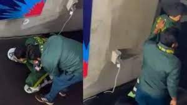 ज़िम्बॉब्वे से हार के बाद शादाब रोते दिखे, बाबर आज़म पर भड़के वसीम अकरम