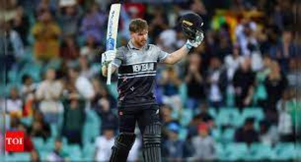 सकारात्मक रहने और प्रतिस्पर्धी स्कोर तक पहुंचने की कोशिश कर रहा था : ग्लेन फिलिप्स