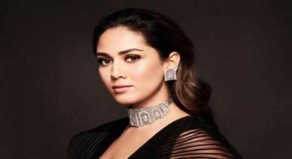 शादी का सीजन तैयार करने के लिए मीरा राजपूत कपूर के टिप्स