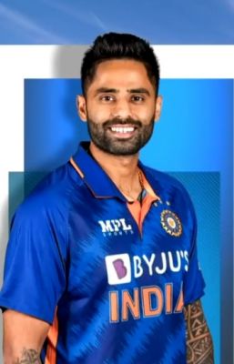 पाकिस्तान के रिज़वान को हटाकर सूर्यकुमार बने नंबर वन