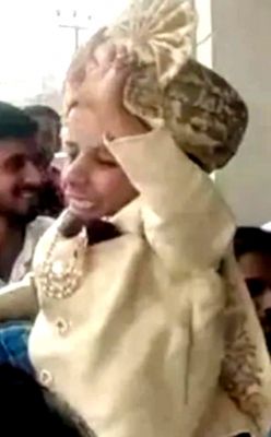 शामली : ढाई फुट के मंसूरी ने रचाई शादी, वर्षो से कर रहे थे इस दिन का इंतजार