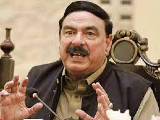 इमरान ख़ान पर हमला, पाकिस्तान की सलामती पर हमला है- शेख रशीद