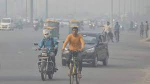दिल्ली में वायु गुणवत्ता ‘गंभीर’ श्रेणी में बरकरार