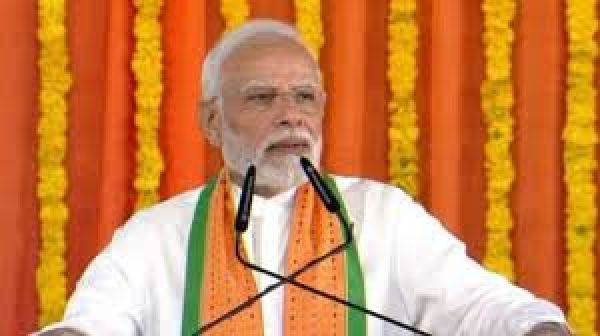 उम्मीदवार ना देखें, कमल को वोट देना मतलब मुझे वोट देना: मोदी