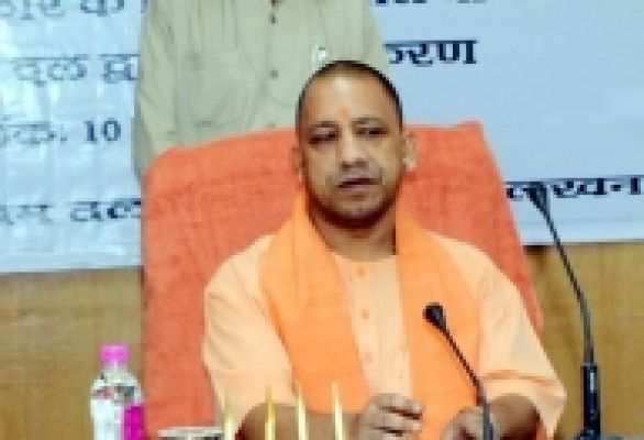 हिमाचल-हिमालय से सम्बन्ध जोड़ राजनीति साध रहे योगी  