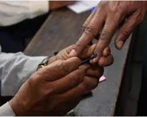 गुजरात चुनाव: सोलंकी, क्रिकेटर जडेजा की पत्नी, मोरबी के ‘हीरो’ पहले चरण में होंगे उम्मीदवार