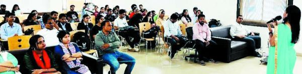 कलिंगा में शोधपत्र लेखन कार्यशाला