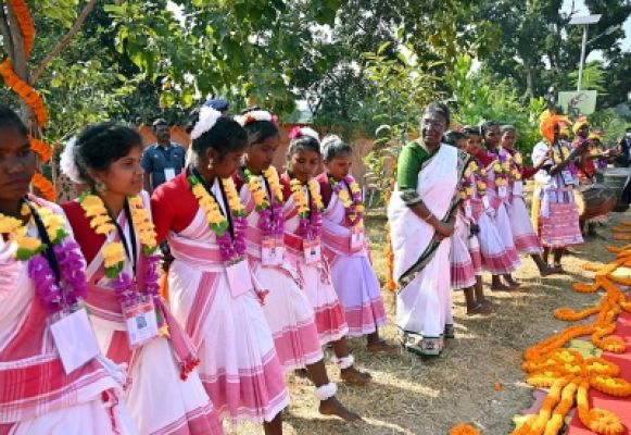 मध्य प्रदेश में राष्ट्रपति के प्रवास का दूसरा दिन, महिला स्व-सहायता समूहों को करेंगी संबोधित