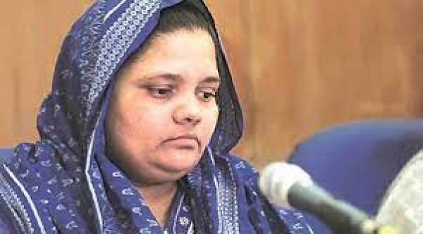 बिलकिस मामला: दोषियों की समय पूर्व रिहाई गुजरात चुनाव में मुद्दा, क्या इससे कांग्रेस को होगा लाभ?