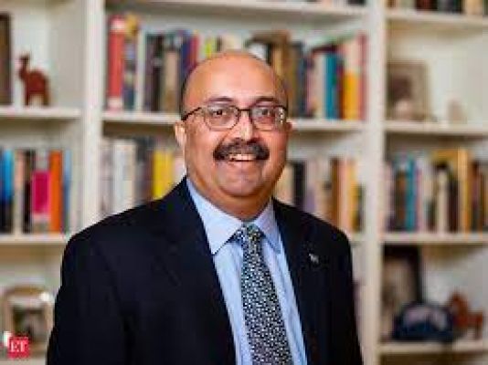 भारतीय मूल के प्रख्यात शिक्षाविद सुनील कुमार टफ्ट्स विवि के नये अध्यक्ष बने
