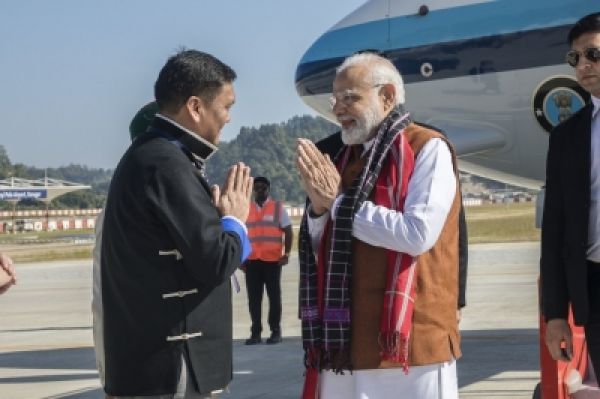 चुनाव के लिए प्रोजेक्ट लॉन्च नहीं कर रही सरकार, विकास के लिए 24 घंटे कर रही काम: पीएम मोदी