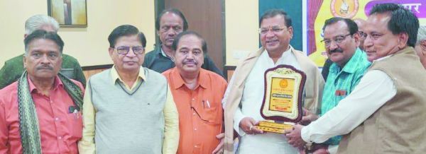 साहित्य सृजन संस्था द्वारा कवि सम्मेलन