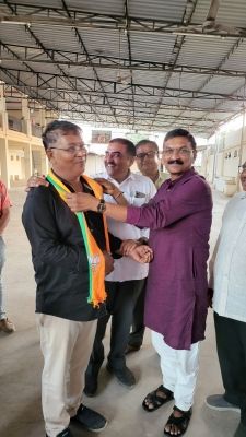 आप उम्मीदवार ने गुजरात चुनाव से नाम लिया वापस, बीजेपी में शामिल