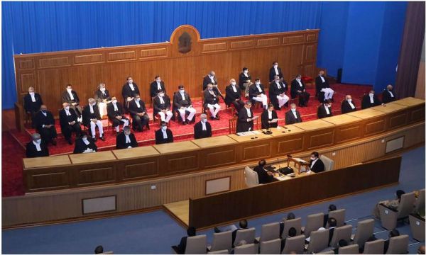 जजों की नियुक्ती में सरकार तुरंत फैसला ले!