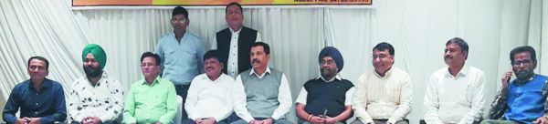 रायपुर सराफा एसोसिएशन द्वारा फिजियोथैरेपी-दंत चिकित्सा शिविर 