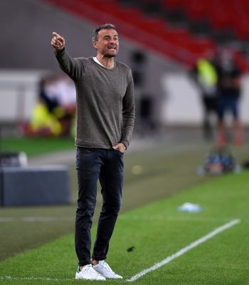 मैं अपने खिलाड़ियों के साथ अंतिम सांस तक खड़ा रहूंगा : स्पेन कोच एनरिक