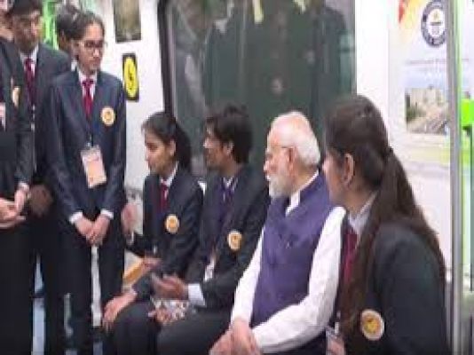 मोदी ने नागपुर मेट्रो रेल परियोजना के पहले चरण का उद्घाटन किया