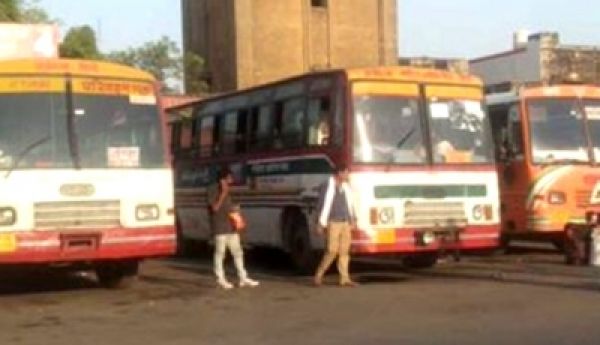 बच्चों के लिए क्लासरूम के रूप में इस्तेमाल की जाएगी यूपीएसआरटीसी की बस
